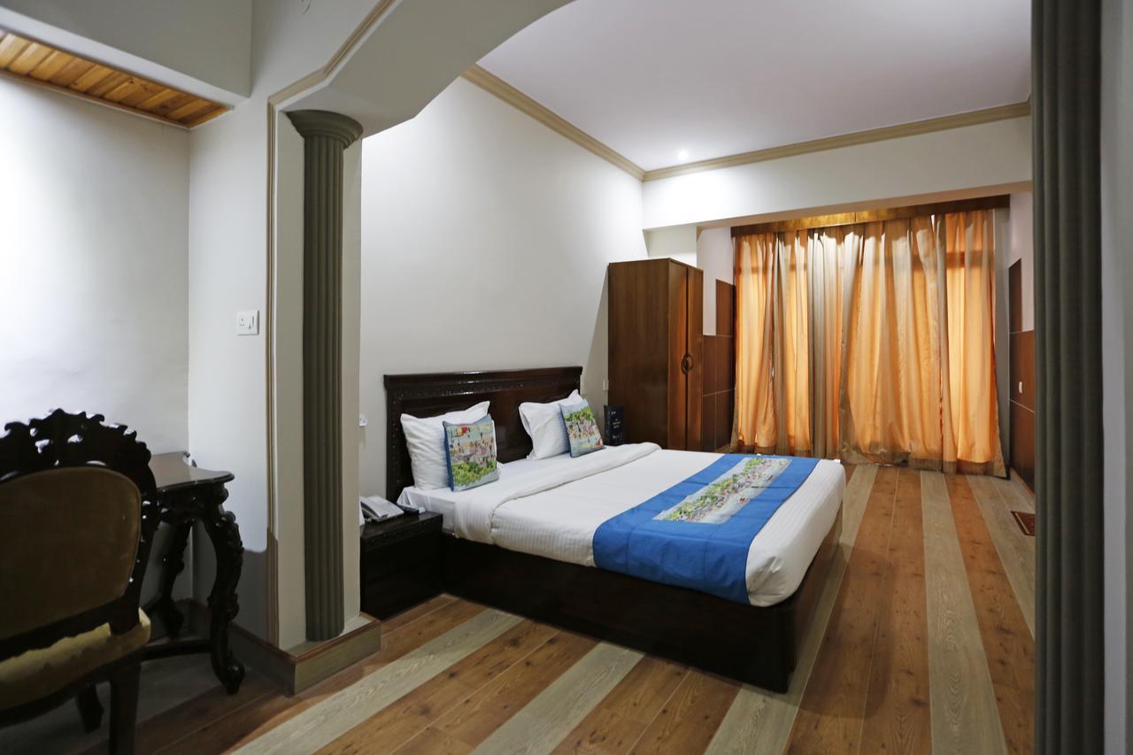 The Naldehra Hotel Shimla Exterior photo